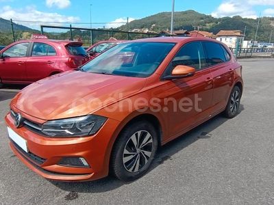 Naranja Usado 2018 VW Polo Advance Berlina | 10.990 € (Precio justo)