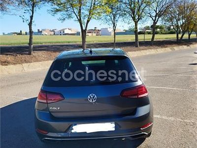 Usado VW Golf VII Advance 115 CV (84 kW) 2019 Gris / plata Berlina