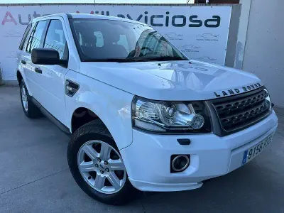 Käytetty Land Rover Freelander 2 S 150 HP (110 kW) 2013 Valkoinen Katumaasturi