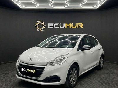 Usado Peugeot 208 82 CV (60 kW) 2016 Blanco Utilitario
