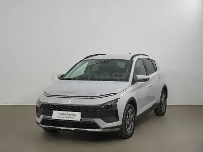 Nuevo Hyundai Bayon 100 CV (73 kW) 2025 Gris / plata SUV