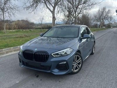 Usado BMW 118 Shadowline 150 CV (110 kW) 2023 Gris / plata Utilitario