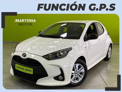 Usado Toyota Yaris Hybrid Business Edition 116 CV (85 kW) 2021 Blanco Berlina