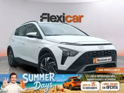 Usado Hyundai Bayon 100 CV (73 kW) 2023 Blanco SUV
