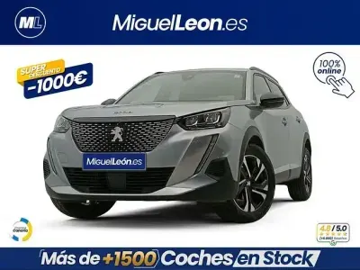 Usado Peugeot 2008 Allure 102 HP (75 kW) 2023 Cinzento SUV