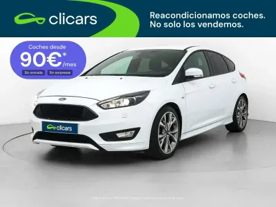 Usado Ford Focus ST-Line 182 CV (133 kW) 2017 Blanco Berlina