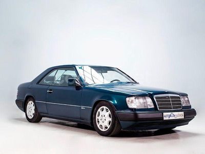 Usado Mercedes E320 220 CV (161 kW) 1995 Verde Coupe