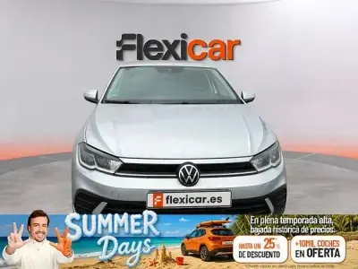 Usado VW Polo Life 95 CV (69 kW) 2023 Gris Utilitario
