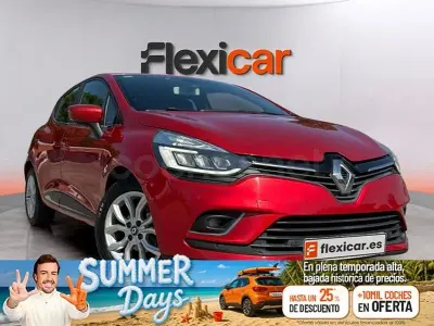 Usado Renault Clio IV Zen 110 CV (80 kW) 2018 Rojo Berlina