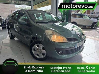 Usado Renault Clio II 85 CV (62 kW) 2009 Verde Berlina