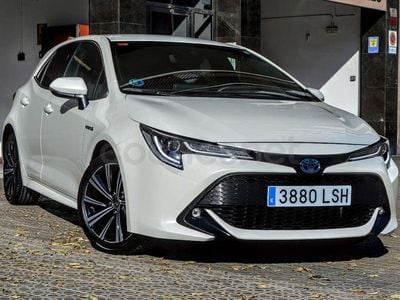 Usado Toyota Corolla Style 122 CV (89 kW) 2021 Blanco Berlina