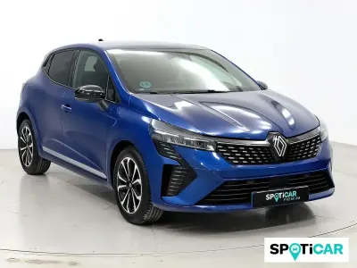 Usado Renault Clio Techno 90 CV (66 kW) 2025 Azul Utilitario