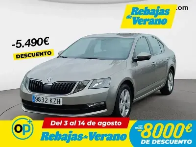 Usado Skoda Octavia Ambition 116 CV (85 kW) 2019 Beige Berlina