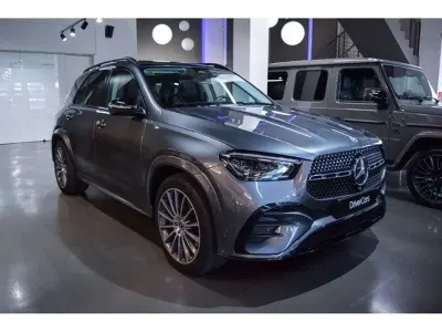Usado Mercedes GLE300 269 CV (197 kW) 2024 Gris SUV