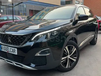 Usado Peugeot 5008 GT-line 130 CV (95 kW) 2019 Negro SUV