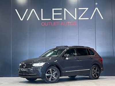 Usado VW Tiguan Life 150 CV (110 kW) 2021 Gris SUV