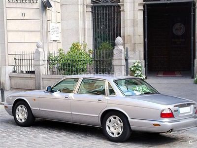 Gris / plata Usado 2001 Jaguar XJ Berlina | 9900 €