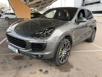 Gris / plata Usado 2016 Porsche Cayenne S E-Hybrid SUV | 21.999 €