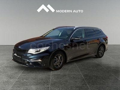 Usado Kia Optima 136 CV (100 kW) 2019 Azul Familiar