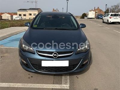 Usado Opel Astra Selective 165 CV (121 kW) 2015 Azul Berlina