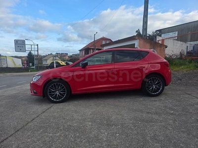 Usado Seat Leon CONNECT 110 CV (80 kW) 2016 Rojo Berlina
