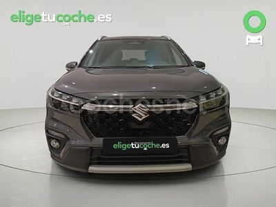 Gris / plata Usado 2024 Suzuki SX4 S-Cross SUV | 29.900 € (Caro)