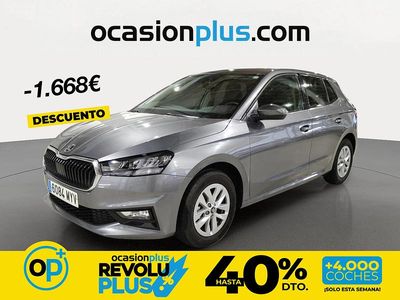 Usado Skoda Fabia Selection 95 CV (69 kW) 2025 Gris / plata Berlina