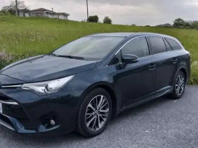 Usado Toyota Avensis