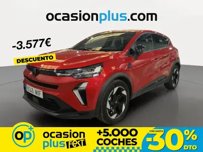 Usado Renault Captur Techno 90 CV (66 kW) 2024 Rojo SUV