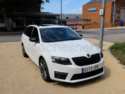 Usado Skoda Octavia RS 184 CV (135 kW) 2016 Blanco Familiar
