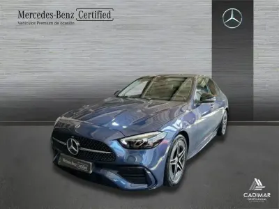 Usado Mercedes C220 200 CV (147 kW) 2025 Azul sodalita Berlina