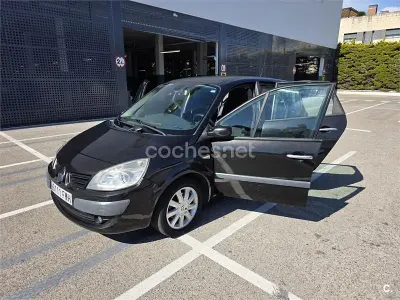 Usado Renault Scénic II Expression 110 CV (80 kW) 2007 Negro Monovolumen