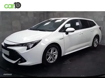 Usado Toyota Corolla Active 122 CV (89 kW) 2021 Blanco Familiar