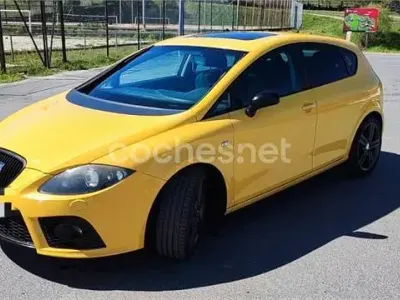 Usado Seat Leon FR 170 CV (125 kW) 2007 Amarillo Utilitario