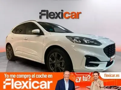 Usado Ford Kuga ST-Line 150 CV (110 kW) 2022 Blanco SUV