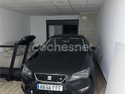 Usado Seat Leon FR 150 CV (110 kW) 2016 Negro Berlina