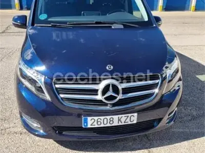 Käytetty Mercedes V250