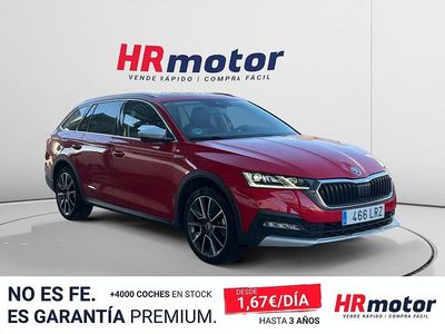 Usado Skoda Octavia Scout 150 CV (110 kW) 2021 Rojo Familiar