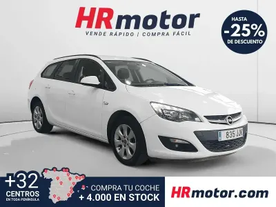 Usado Opel Astra Selective 110 HP (80 kW) 2015 Branco Sedan