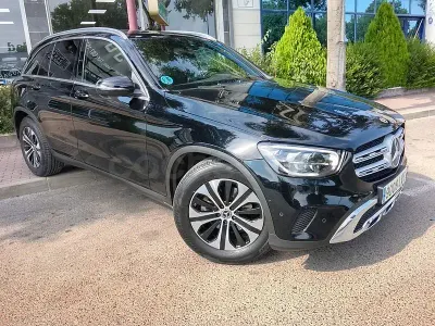 Usado Mercedes GLC220 194 CV (142 kW) 2022 Negro SUV