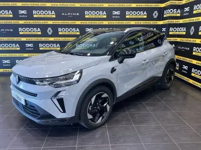 Usado Renault Captur Techno 100 CV (73 kW) 2025 Gris SUV