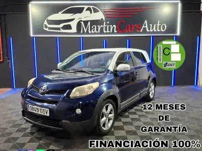 Usado Toyota Urban Cruiser Active 101 CV (74 kW) 2010 Azul Utilitario