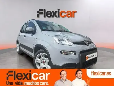 Usado Fiat Panda Cross Cross 70 CV (51 kW) 2023 Gris Utilitario