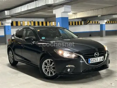 Usado Mazda 3 Luxury 150 CV (110 kW) 2016 Negro Berlina