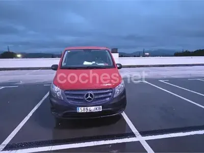 Usado Mercedes Vito Marco Polo 190 CV (139 kW) 2016 Rojo Van