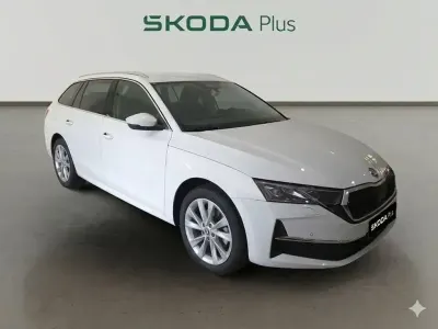 Usado Skoda Octavia 150 CV (110 kW) 2025 Blanco Familiar