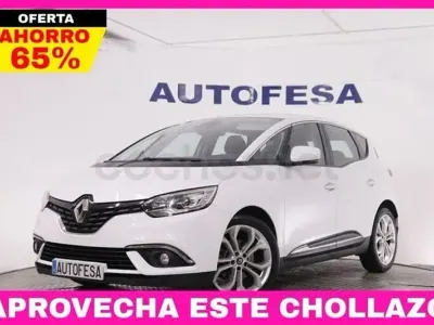 Usado Renault Scénic Zen 110 CV (80 kW) 2017 Blanco Monovolumen