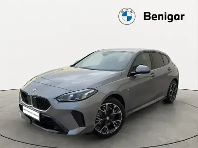 Usado BMW 120 Comfort Edition 163 CV (119 kW) 2025 Gris Utilitario