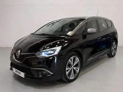 Usado Renault Scénic Bose Edition 131 CV (96 kW) 2016 Negro Monovolumen