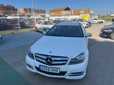Usado Mercedes C180 156 CV (114 kW) 2012 Blanco Coupe